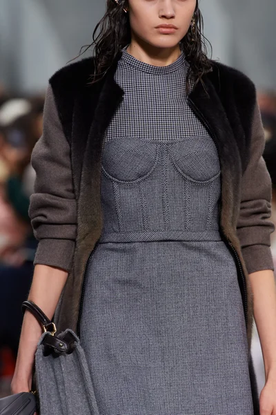 Look 128